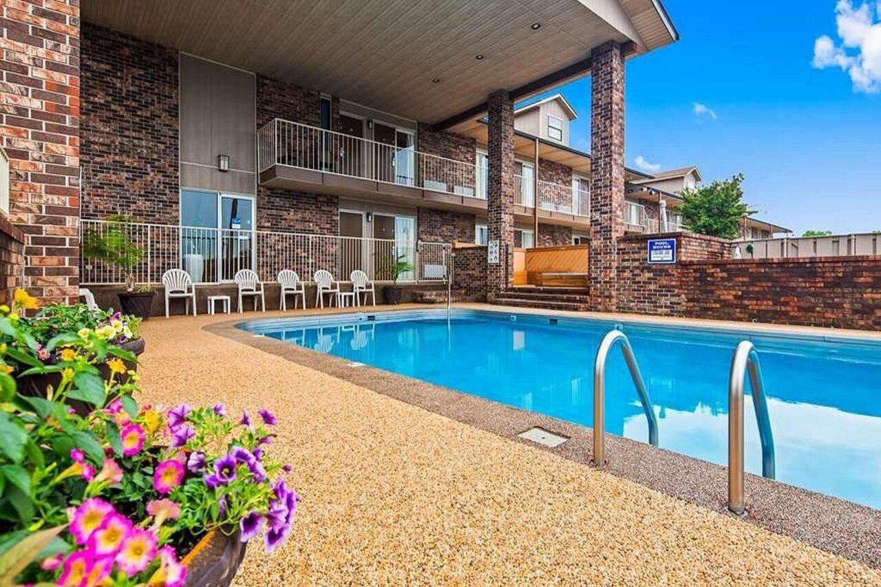 Best Western Sherwood Inn Clarksville Εξωτερικό φωτογραφία