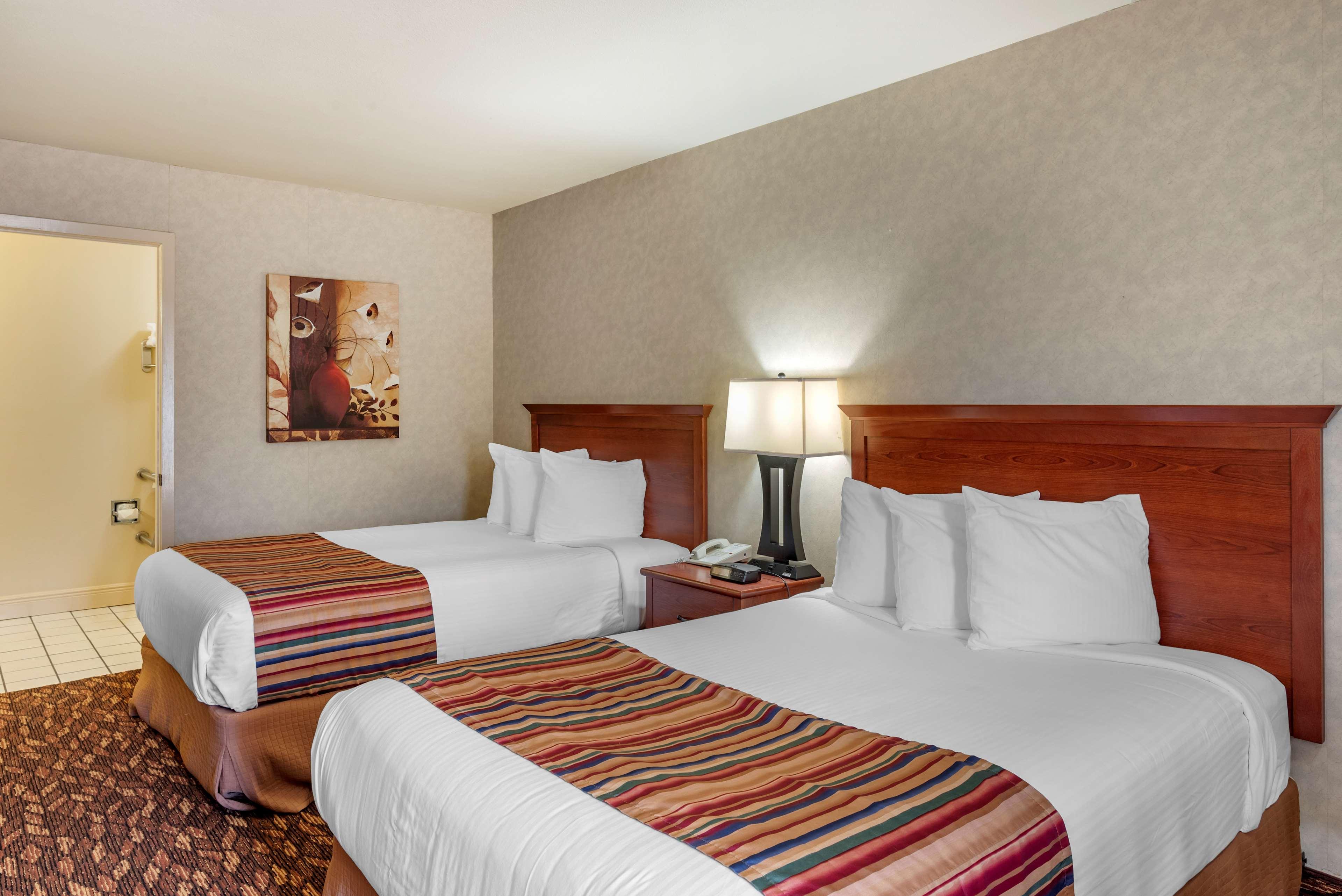 Best Western Sherwood Inn Clarksville Εξωτερικό φωτογραφία