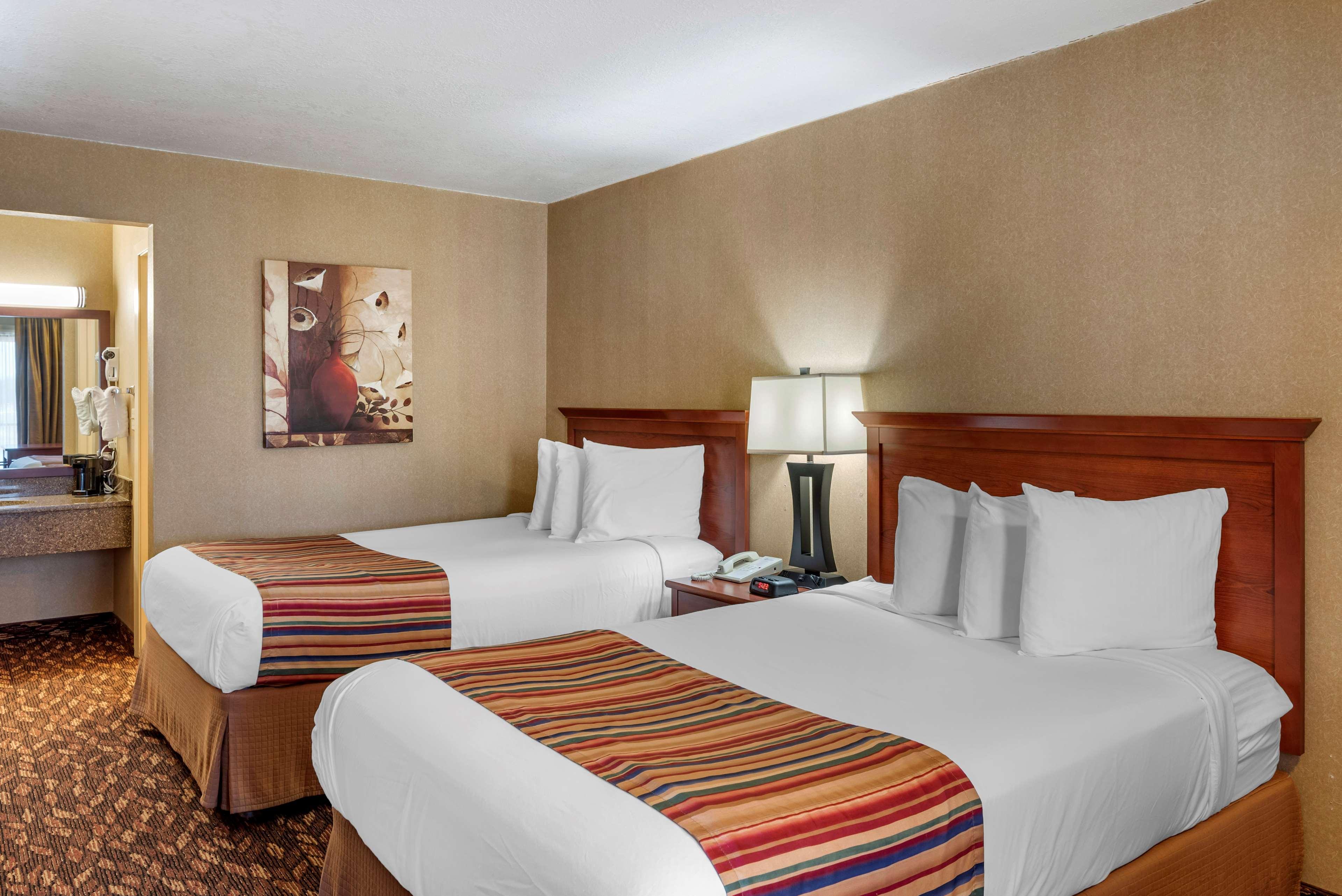 Best Western Sherwood Inn Clarksville Εξωτερικό φωτογραφία
