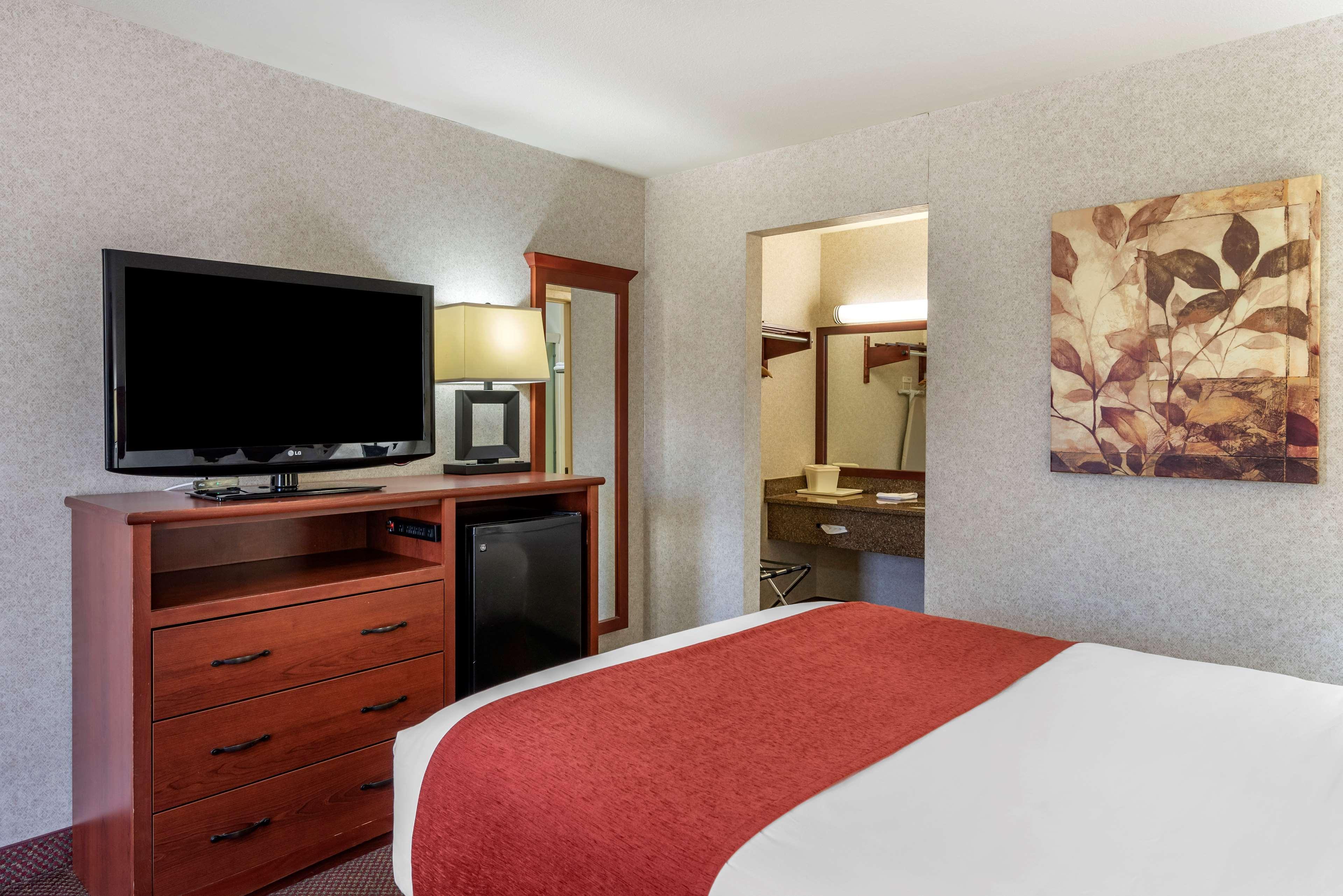 Best Western Sherwood Inn Clarksville Εξωτερικό φωτογραφία