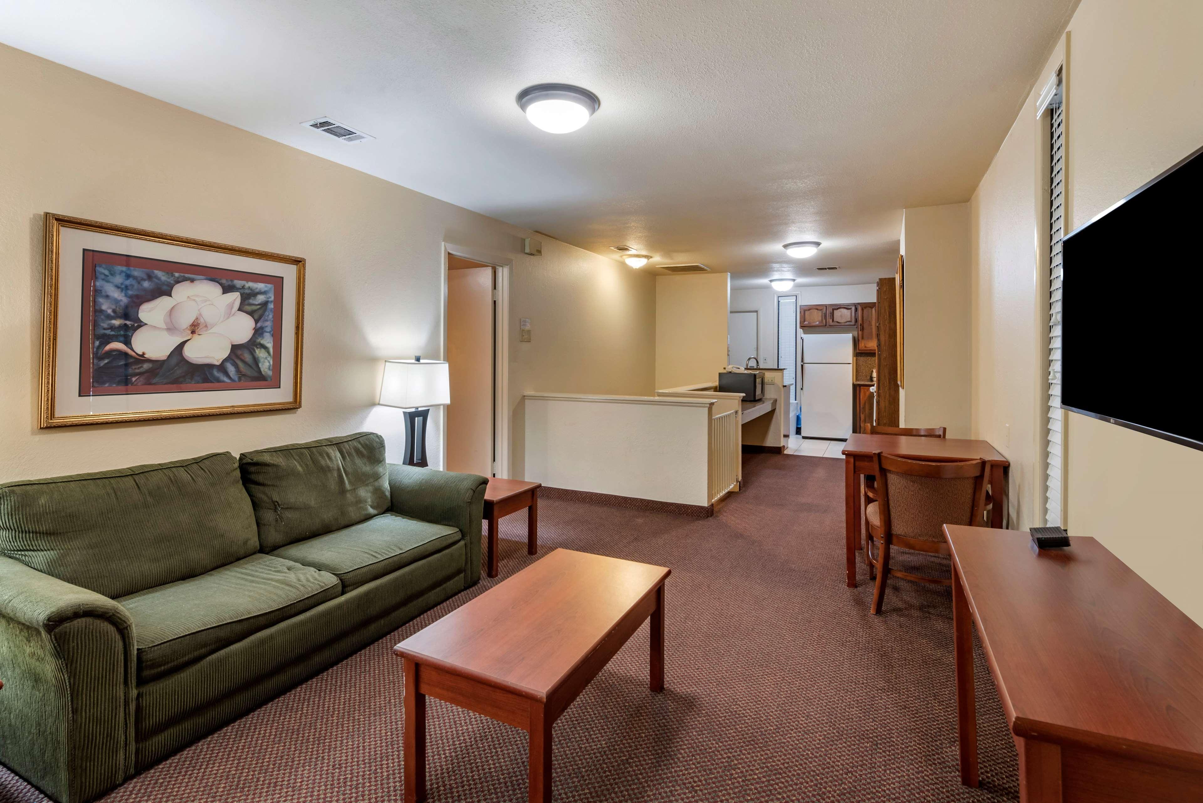 Best Western Sherwood Inn Clarksville Εξωτερικό φωτογραφία
