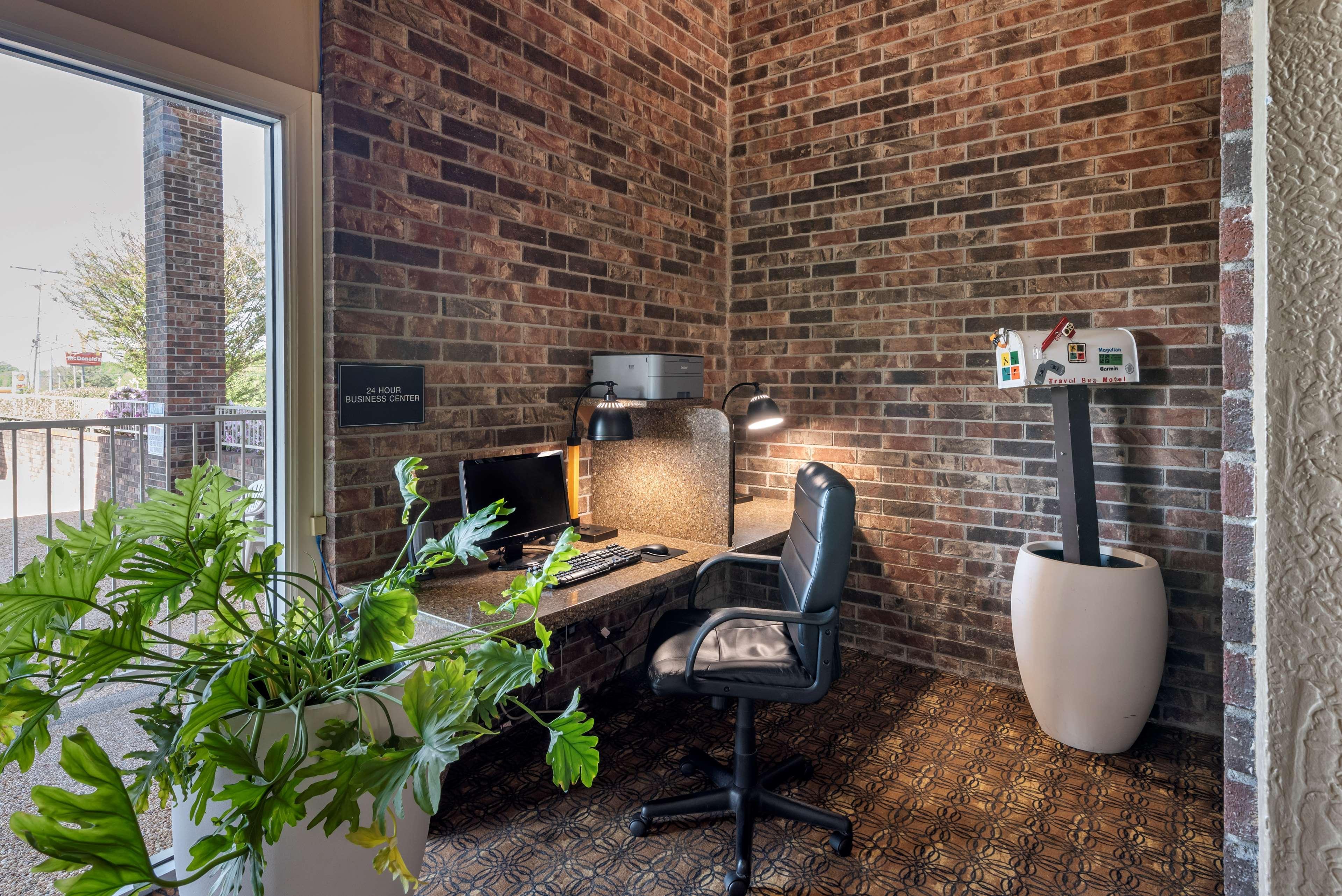 Best Western Sherwood Inn Clarksville Εξωτερικό φωτογραφία