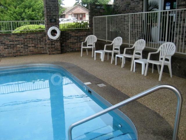 Best Western Sherwood Inn Clarksville Εξωτερικό φωτογραφία